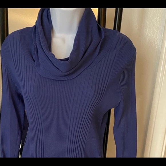 New JOSEPH A  size L - Picture 11 of 11